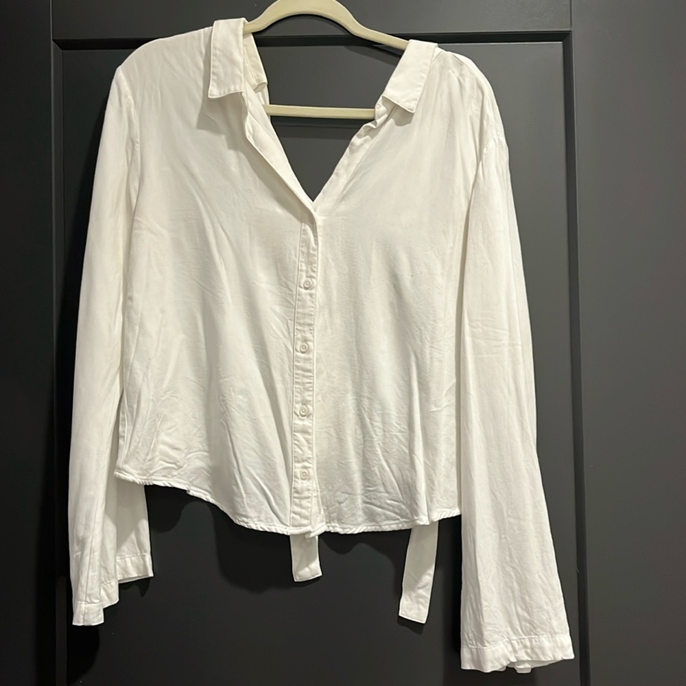 Cloth & Stone Tie Back Button Front Top Size Small